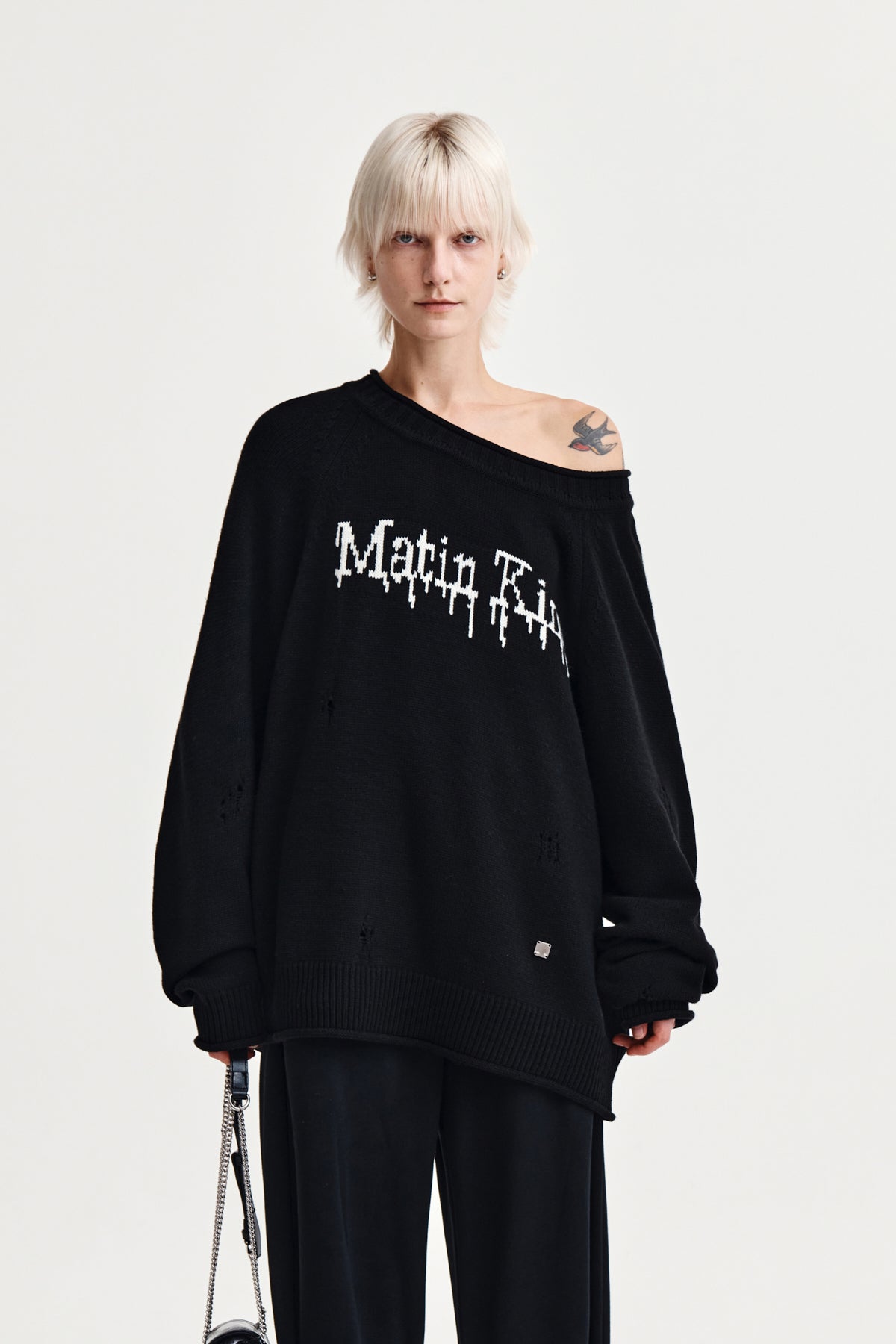 TWO WAY OFF SHOULDER DAMAGE PULLOVER IN BLACK